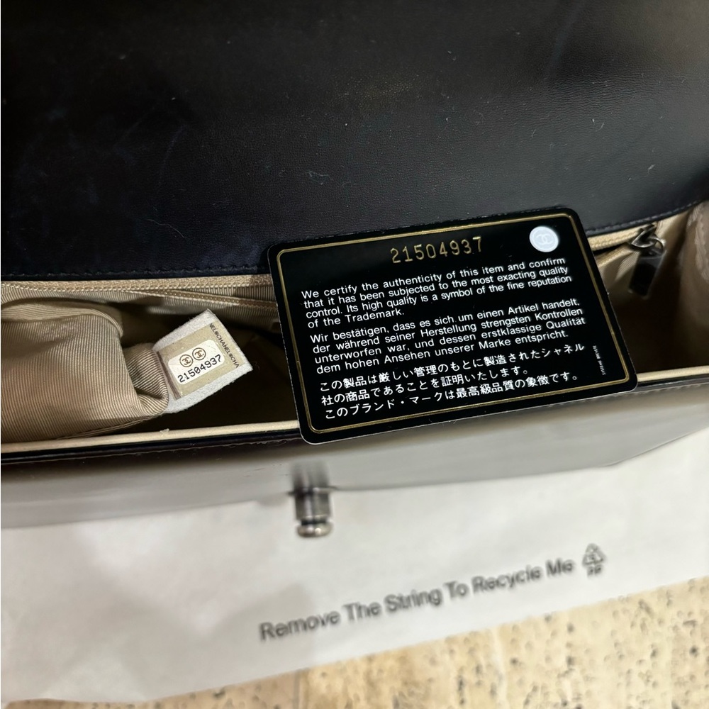 Chanel Large Boy Bag - Picture 11 of 15